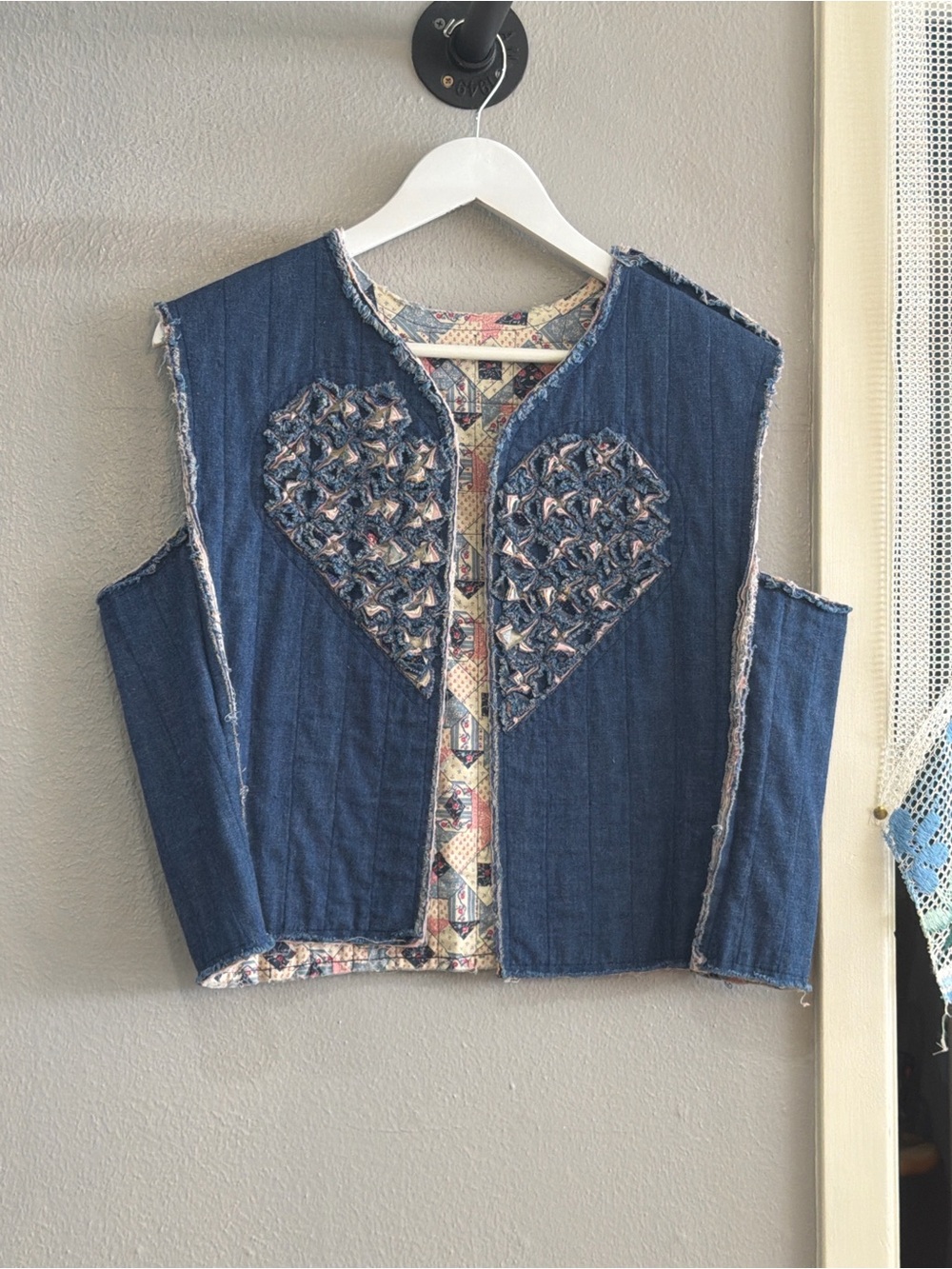 Sleeveless Denim Heart Patch Vest - Blue